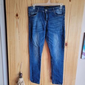 Skinny fit size 34